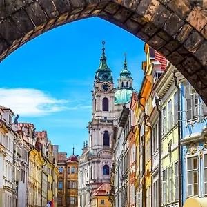 Charles Bridge & Praga